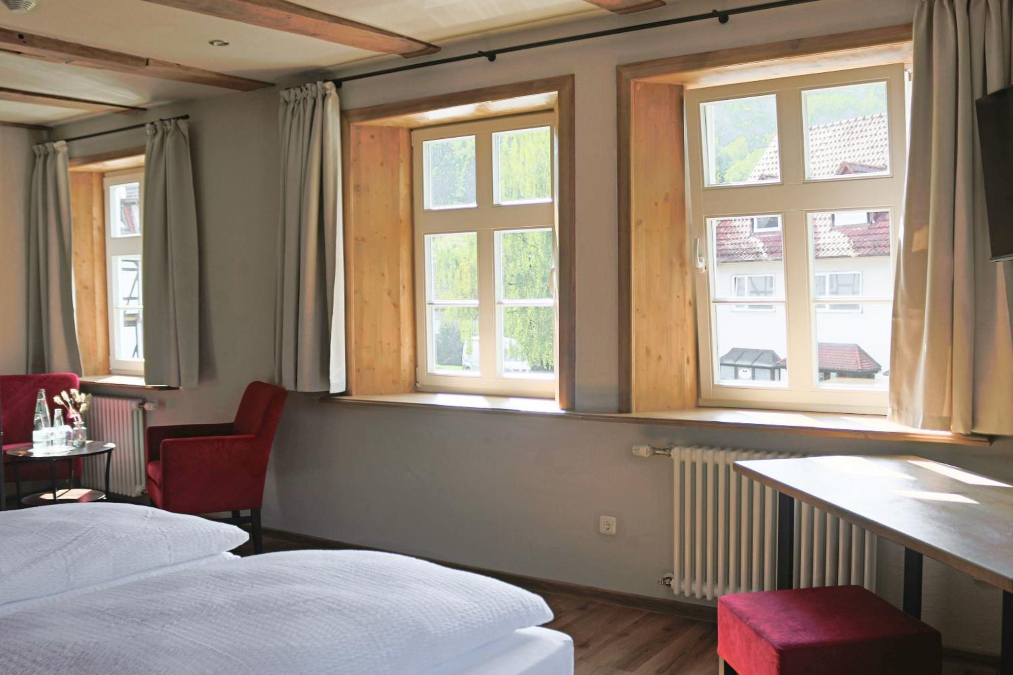 Landgasthof Koenig Von Preussen Helsa Zewnętrze zdjęcie